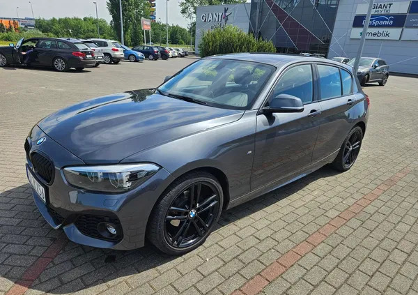 bmw seria 1 BMW Seria 1 cena 80000 przebieg: 57000, rok produkcji 2019 z Poznań